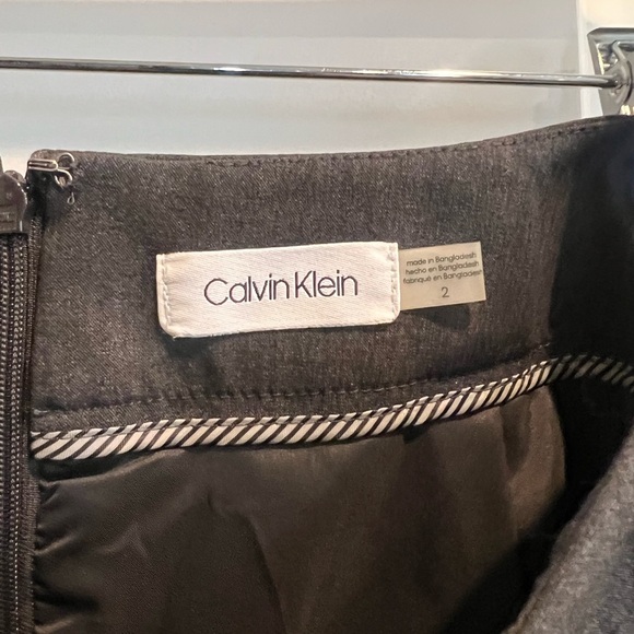 Calvin Klein Womens Dark Gray Suit Career Pencil Skirt Vented Stretch Size 2 - Picture 5 of 9